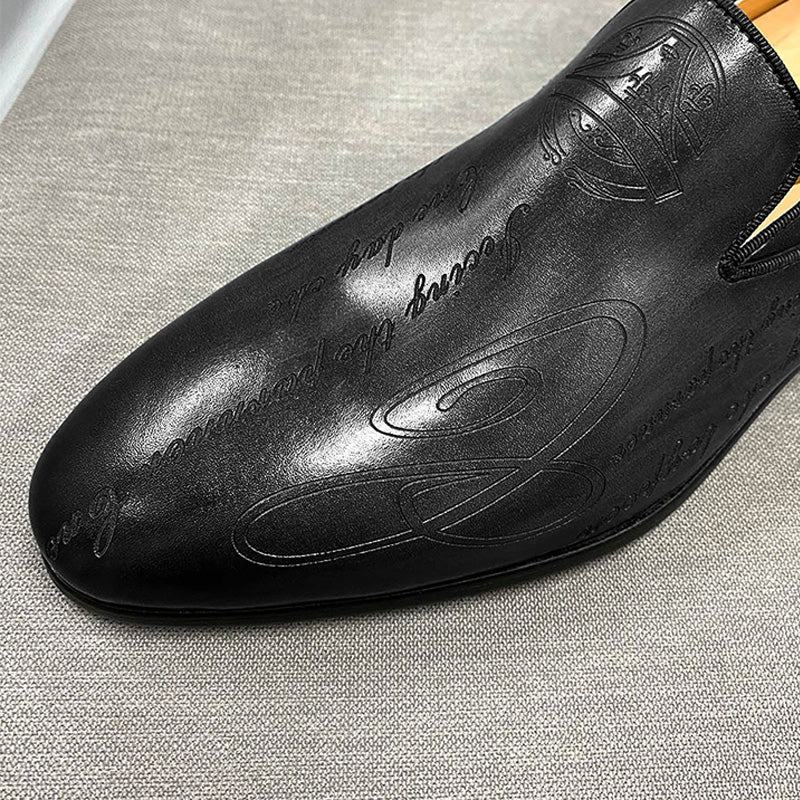 Men's Loafers Shoes Vintage Leather Slip-On Shoes with Artistic Engravings