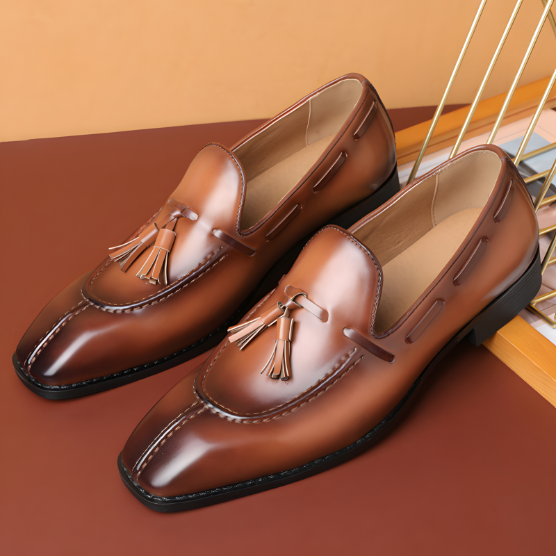 Classic Men's Tassel Loafers with Modern Comfort