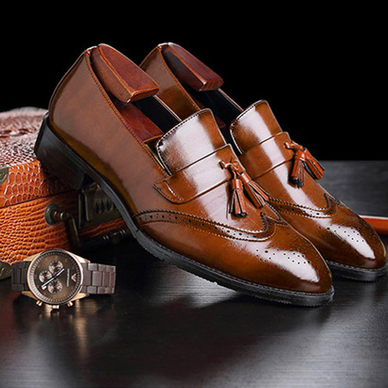 Men Loafer with Tassels Brogue Upper