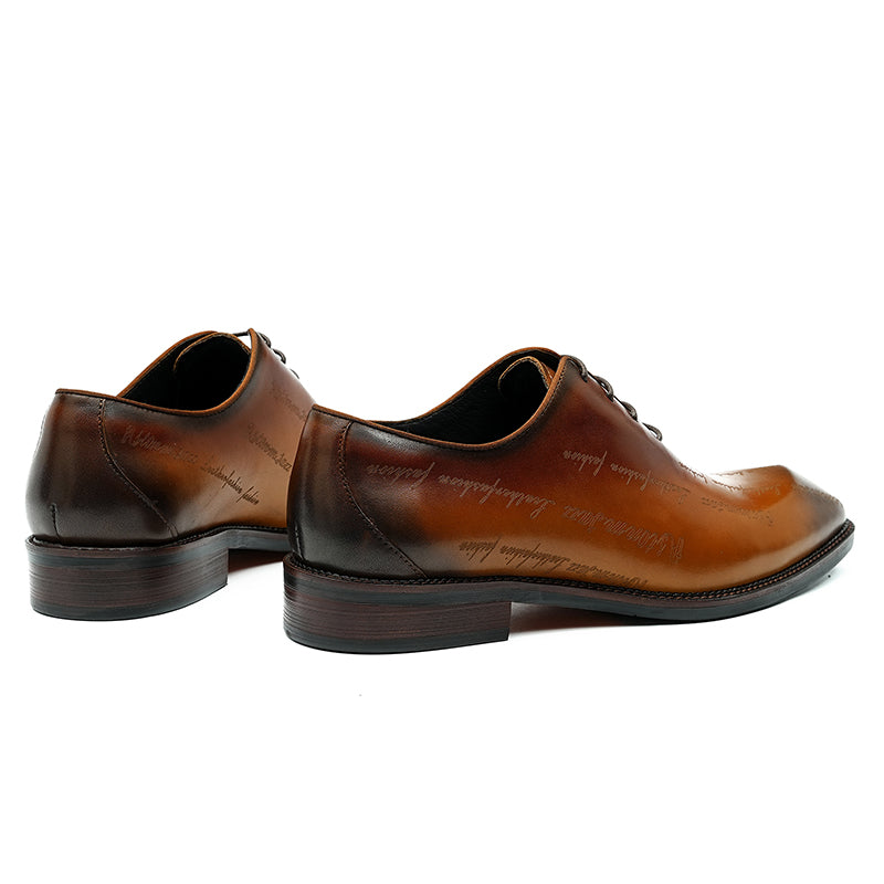 Calf Leather Oxford Shoes for Men Symmetrical Scritto Pattern